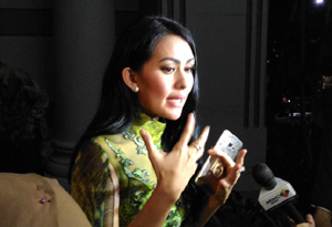 Kartika Putri Tekankan Pentingnya Kaum Hawa Mengeksplor Diri